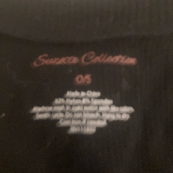 Black Ribbed Tank Top - Picture 2 of 2